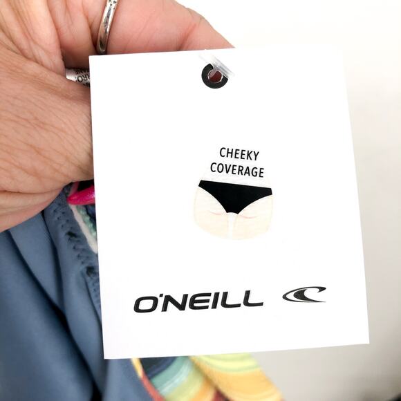 O'NEILL Women's Beach Bound Stripe North Shore One-Piece Medium Multi NWT - Picture 13 of 15